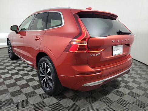 Used 2023 Volvo XC60 B5 Plus w/ Climate Package AWD/4WD image 4
