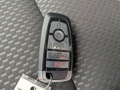 New 2024 Ford Escape SE FWD image 49