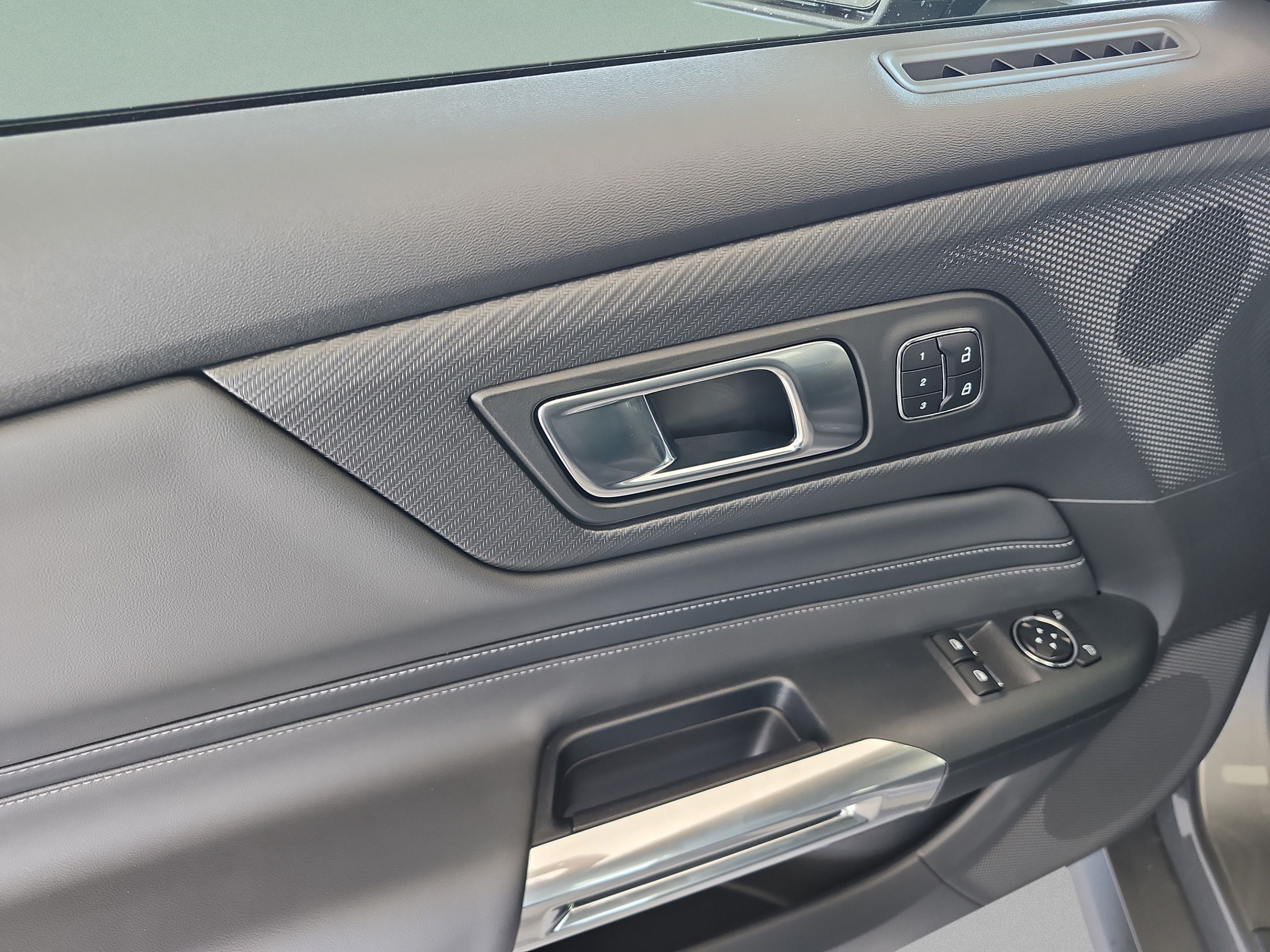 Certified 2026 Ford Mustang Premium RWD image 16