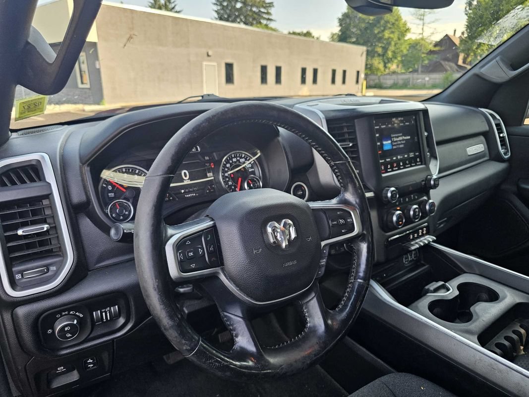 Used 2019 RAM 1500 Big Horn AWD/4WD image 18