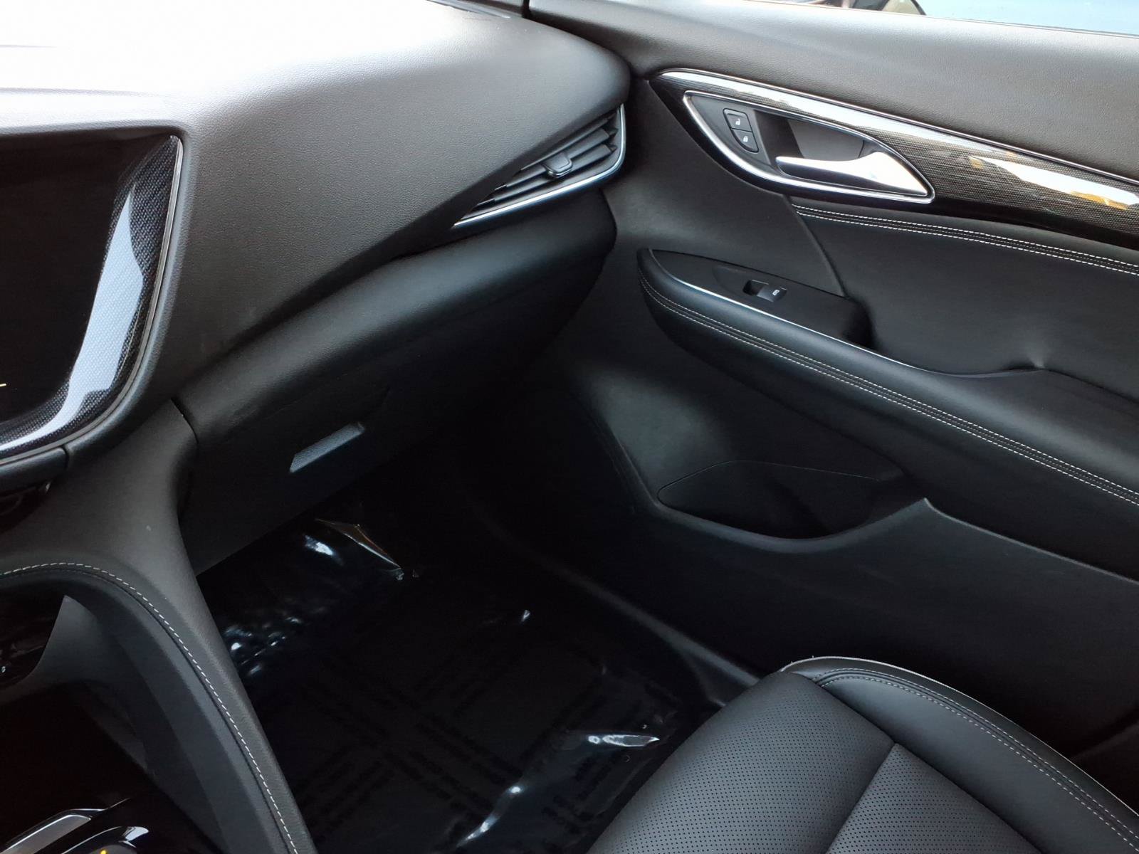 Used 2023 Buick Envision Essence AWD/4WD image 23