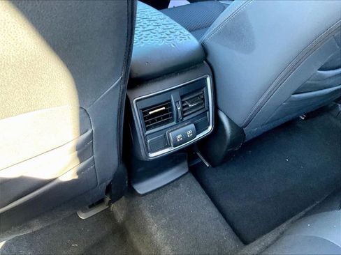 Used 2023 Subaru Forester Premium image 30