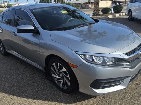 Used 2016 Honda Civic EX image 3