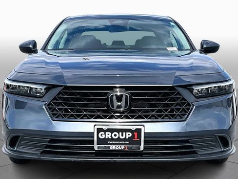 Used 2023 Honda Accord EX image 4