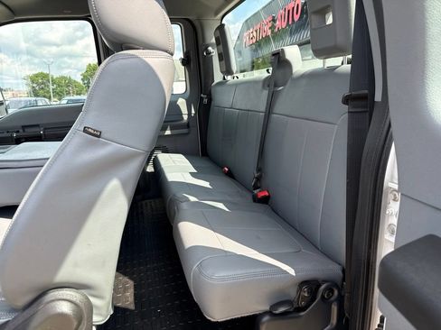 Used 2015 Ford F250 XL w/ Power Equipment Group AWD/4WD image 42