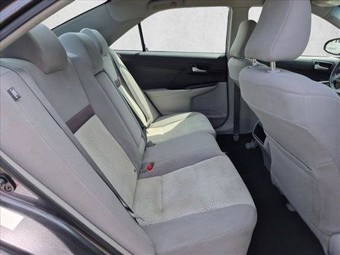 Used 2014 Toyota Camry LE FWD image 19