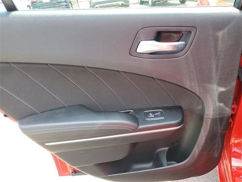 Used 2023 Dodge Charger SXT image 12