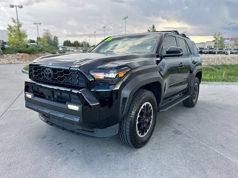 Used 2026 Toyota 4Runner TRD Off-Road Premium AWD/4WD image 3