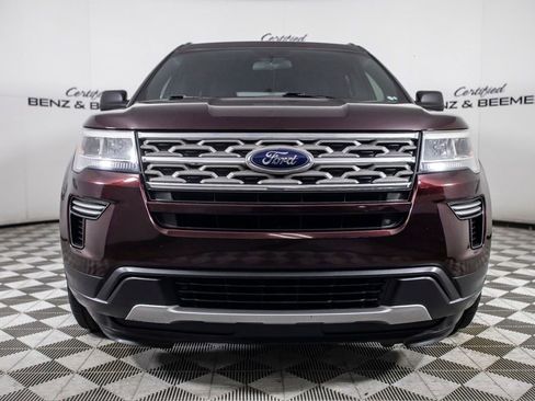Used 2018 Ford Explorer XLT image 7