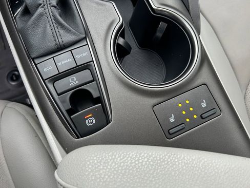 Used 2023 Toyota Camry XSE image 35