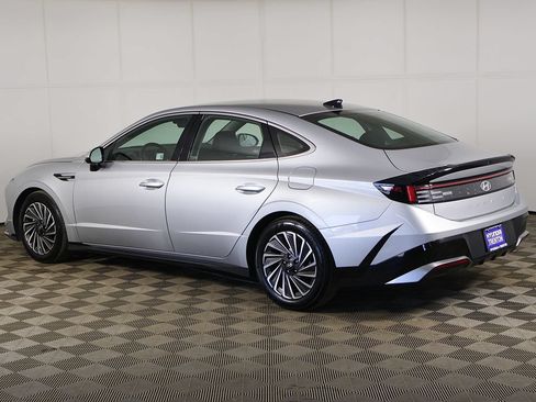 Used 2025 Hyundai Sonata SEL FWD image 8