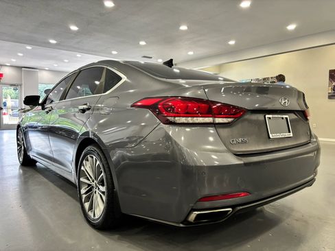 Used 2015 Hyundai Genesis 3.8 w/ Option Group 04 RWD image 5