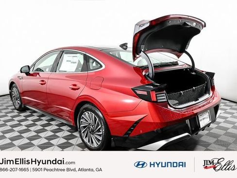Certified 2025 Hyundai Sonata Limited image 12