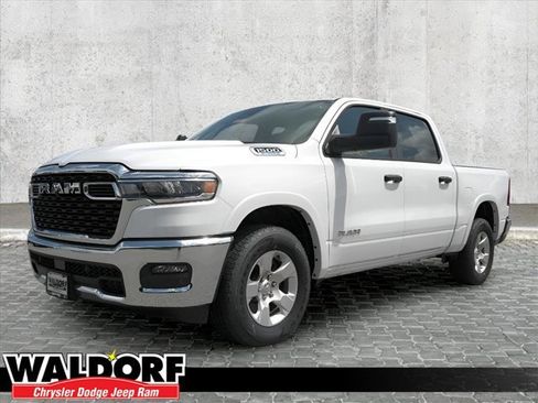 New 2025 RAM 1500 Big Horn image 4