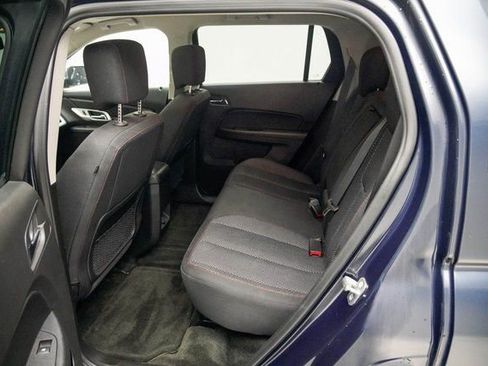 Used 2017 GMC Terrain SLE w/ Chrome Edition image 3