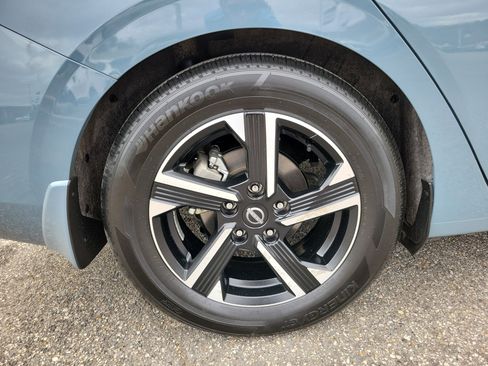 Used 2025 Nissan Sentra SV w/ Trunk Package image 26