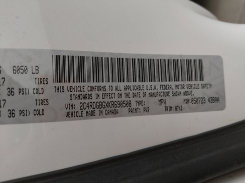 Used 2019 Dodge Grand Caravan SE w/ UConnect Hands-Free Group FWD image 33