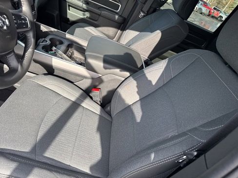 Used 2024 RAM 2500 Big Horn w/ Safety Group image 10