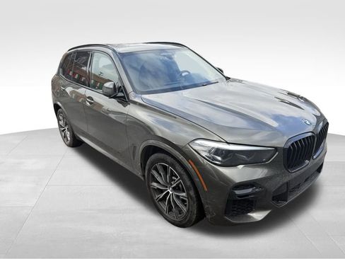 Used 2023 BMW X5 xDrive40i w/ M Sport Package image 1