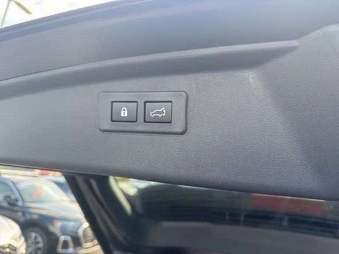 Used 2025 Subaru Outback Limited image 28