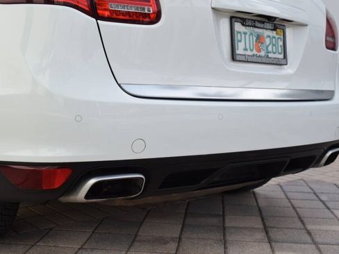Used 2013 Porsche Cayenne Diesel AWD/4WD image 21