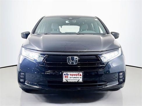 Used 2024 Honda Odyssey Sport image 11