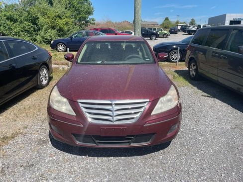 Used 2011 Hyundai Genesis 3.8 w/ Technology Pkg 4 image 1