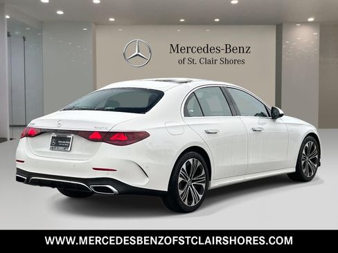 New 2026 Mercedes-Benz E 350 4MATIC Sedan image 6