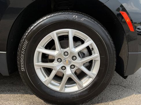 Used 2023 Chevrolet Equinox LT image 30