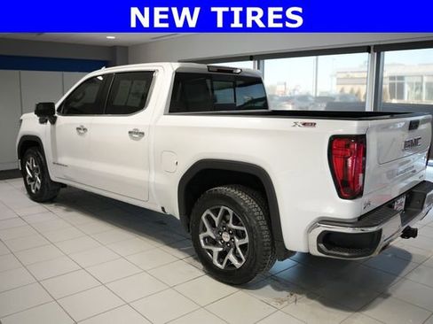 Used 2024 GMC Sierra 1500 SLT w/ SLT Premium Plus Package image 4