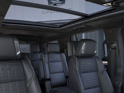 New 2026 Cadillac Escalade V w/ LPO, ONYX Package AWD/4WD image 25