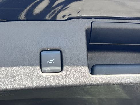 New 2025 Ford Escape Active w/ Active Premium Tech Pack FWD image 23