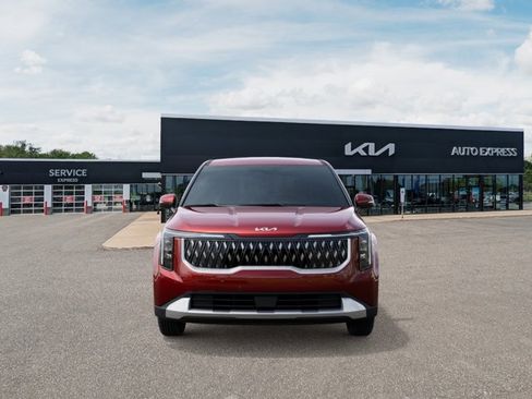 New 2026 Kia Carnival FWD image 2