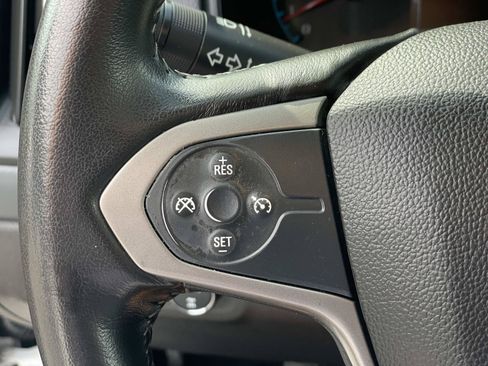 Used 2016 Chevrolet Colorado Z71 AWD/4WD image 11