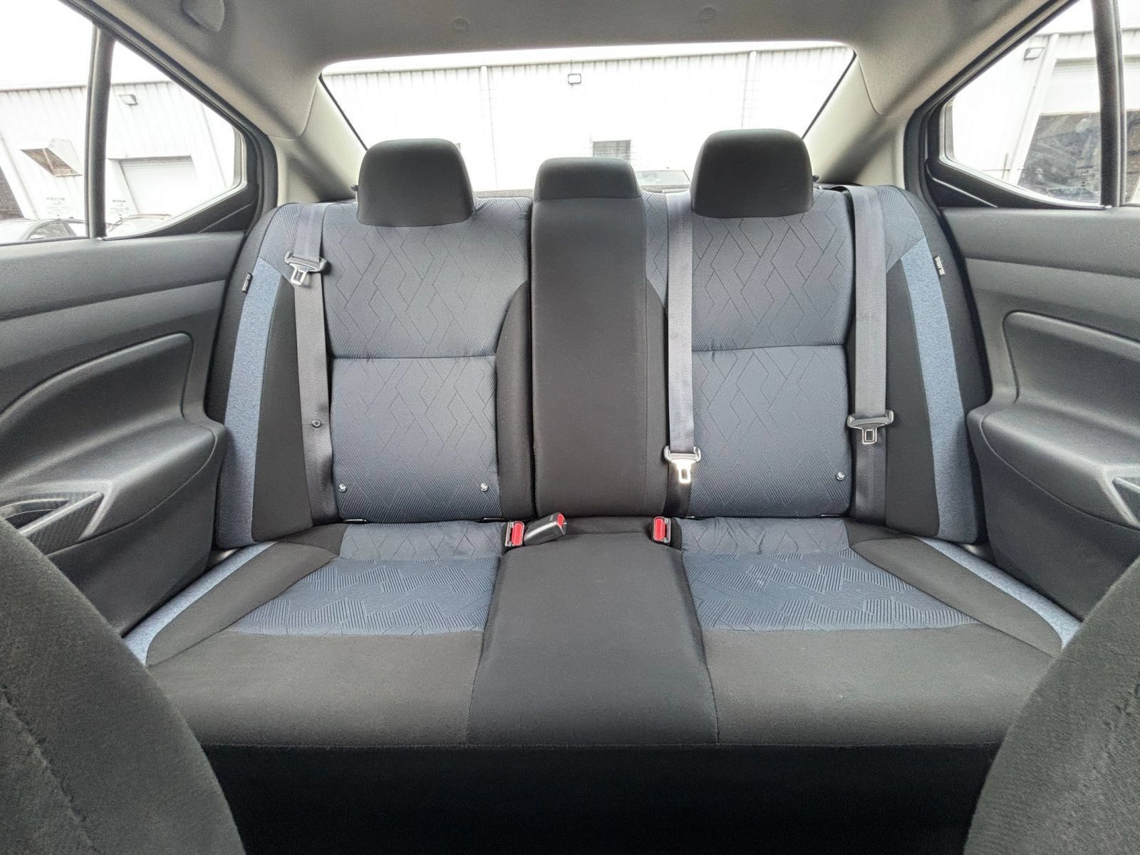 Used 2025 Nissan Versa SV FWD image 35