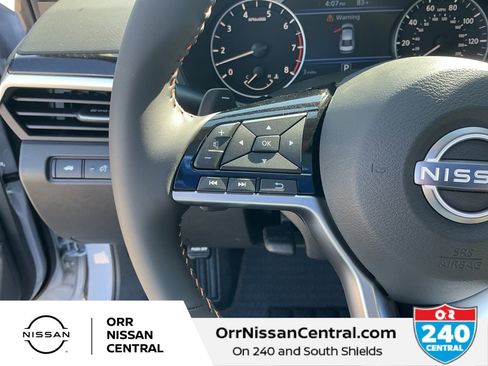 New 2025 Nissan Altima 2.5 SR w/ SR Premium Package image 20
