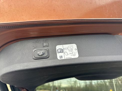 Used 2017 Ford Escape Titanium AWD/4WD image 35