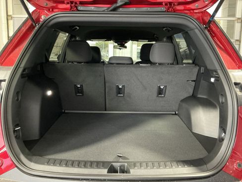 New 2026 Chevrolet Equinox LT FWD image 25