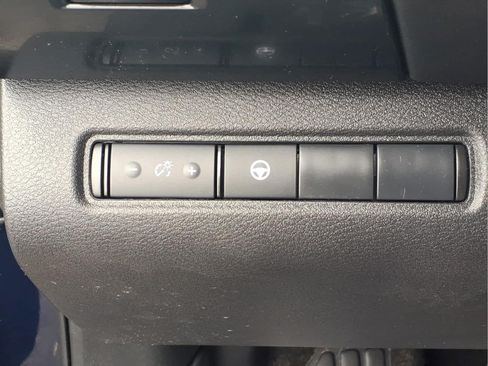 Used 2024 Nissan Pathfinder SV AWD/4WD image 26