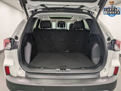 Used 2022 Ford Escape Titanium w/ Titanium Elite Package AWD/4WD image 25