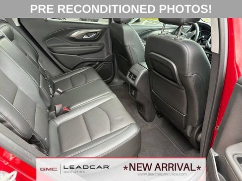 Used 2023 GMC Terrain SLT w/ Elevation Edition AWD/4WD image 13