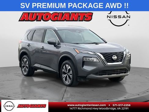 Used 2023 Nissan Rogue SV w/ SV Premium Package image 1