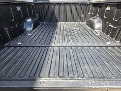 Used 2022 Toyota Tundra Limited image 21