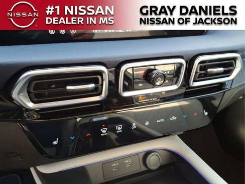 New 2026 Nissan Sentra SL w/ Floor Mat Package image 16