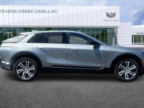 Certified 2024 Cadillac Lyriq Tech RWD image 2