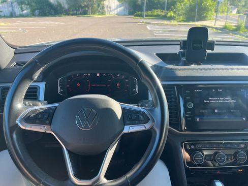 Used 2020 Volkswagen Atlas Cross Sport SEL AWD/4WD image 11