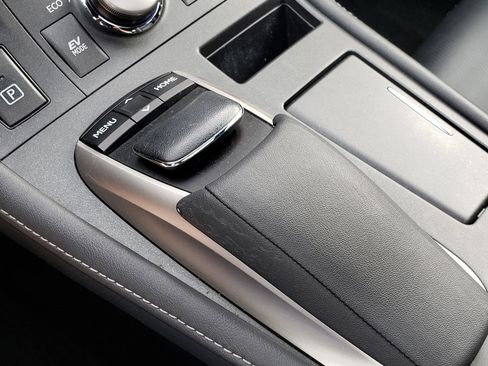 Used 2014 Lexus CT 200h w/ F Sport w/Nuluxe Interior image 24