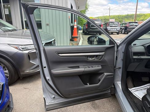 Used 2024 Honda CR-V Sport image 16