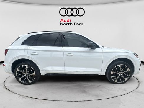 Used 2024 Audi SQ5 Premium Plus w/ Premium Plus Package AWD/4WD image 8