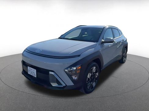 Used 2025 Hyundai Kona SEL image 7